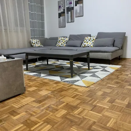 Danis Apartamento